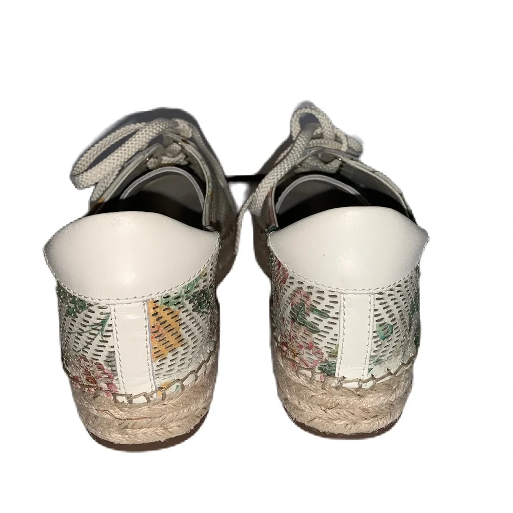Vince Camuto Joellan Leather Perforated Floral Espadrille Sneaker Size 9M